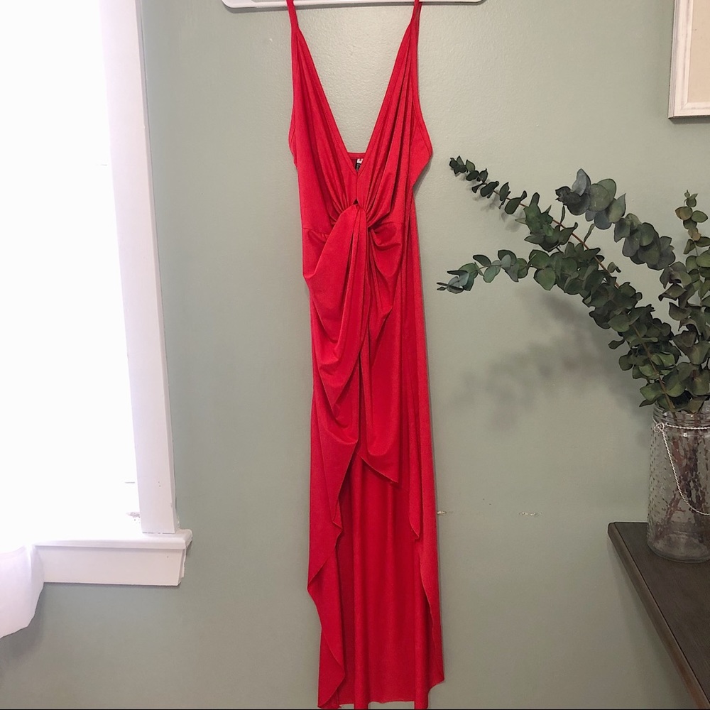 Red dress - Picture 5 of 8